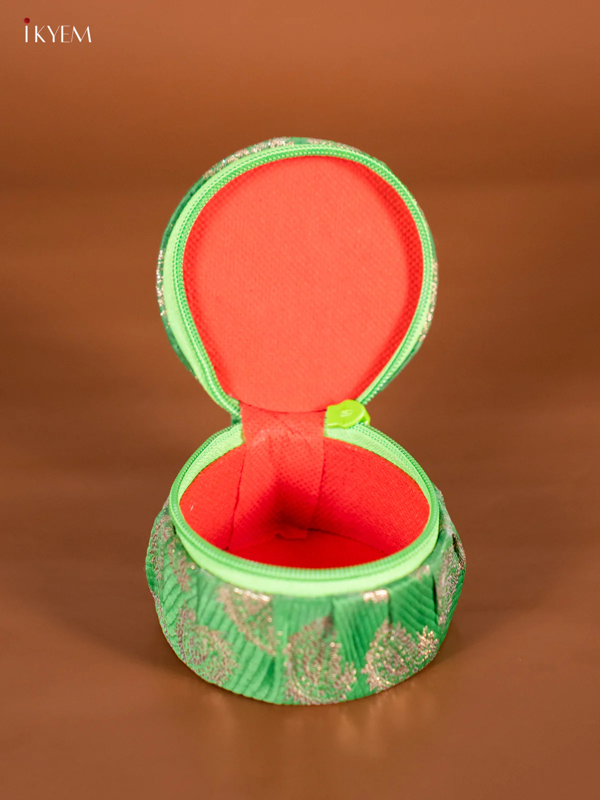 Zari Bangle Box - Green - KJ06120 - Image 3