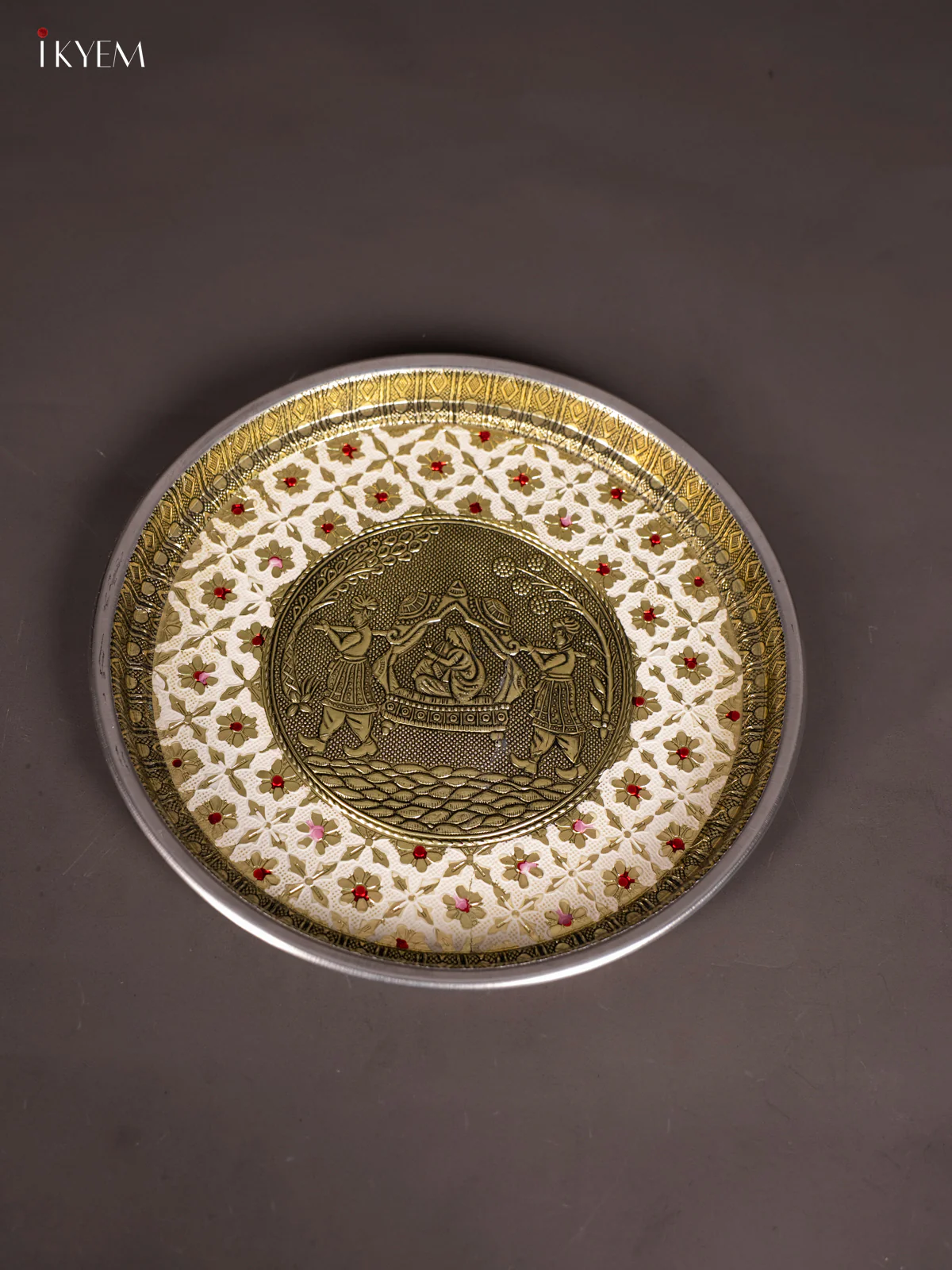 White Meenakari Plate with Oxidized Pallakku Design - 11 Inch - KJ27126 - Image 3