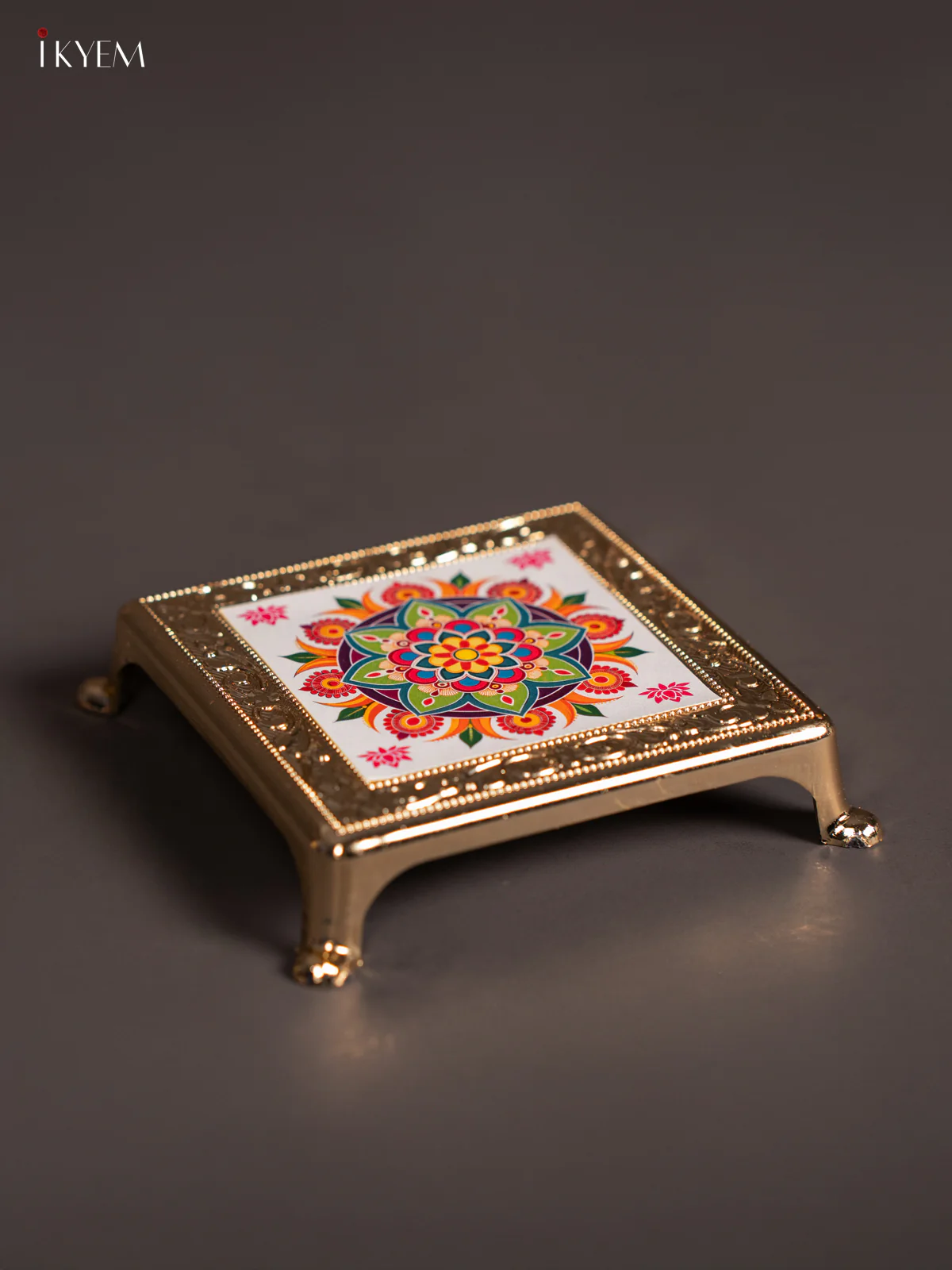White Plastic manai With Rangoli Design - (4×4) Inch - KJ30145 - Image 2