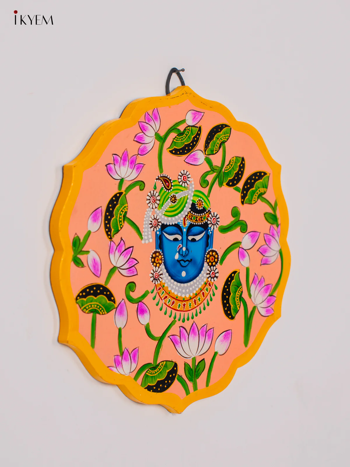 Auspicious Hand-painted Srinath Ji Wooden Wall Plate - 10 Inch - KK04117 - Image 3