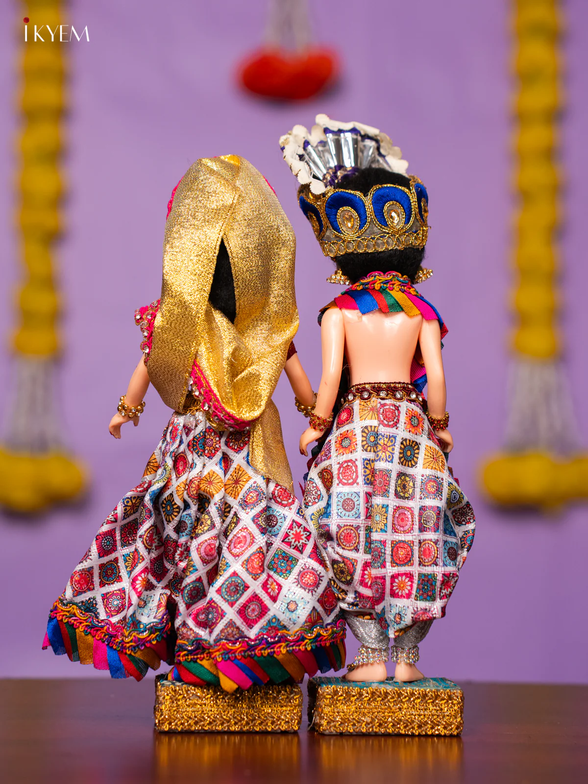 Radha Krishna Golu Doll - 10 Inches - KK06174 - Image 4