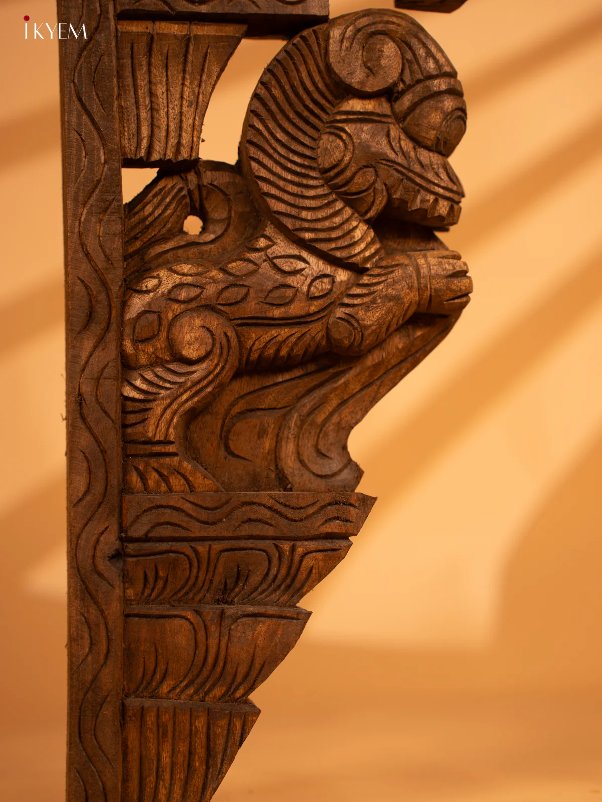 Hand Carved Wooden Yali Bracket (lion) - KL05119 - Image 3