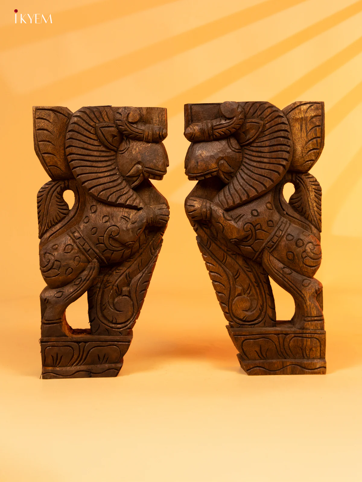 Hand Carved Wooden Yalli Bracket (lion) - KL05124 - Image 5