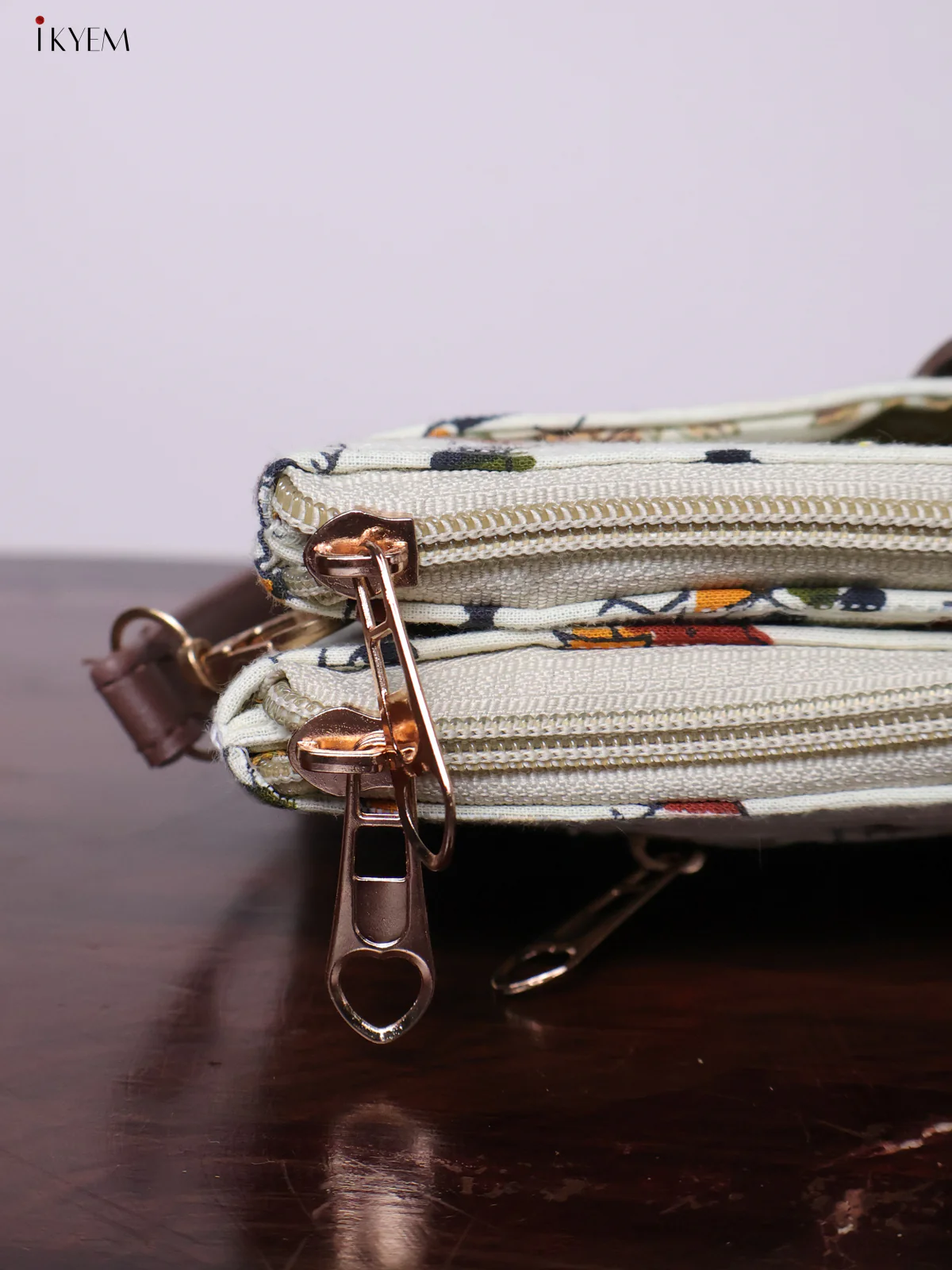 Cotton Printed Sling Bag - White - KL20121 - Image 4