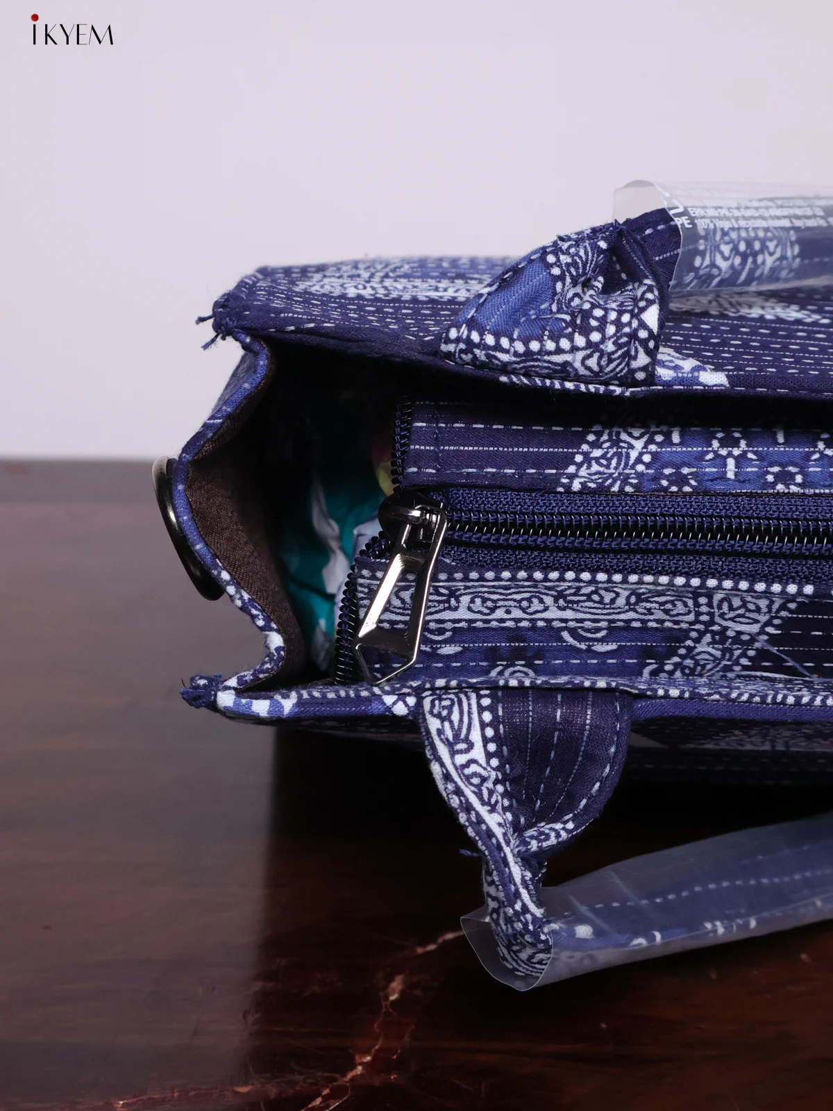 Printed Handbag with Sling - Indigo - KL20129 - Image 3