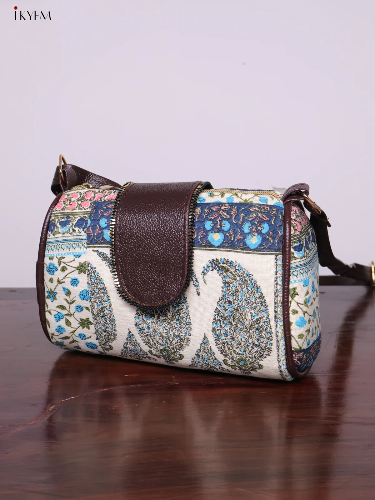 Printed Sling bag with Leather Flap - White - KL20132 - Image 5