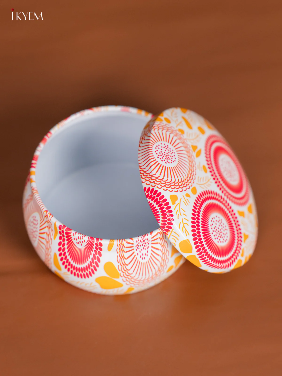 Round Decorative Tin Box - White - (2.5×2.5) Inch - KL26116 - Image 2