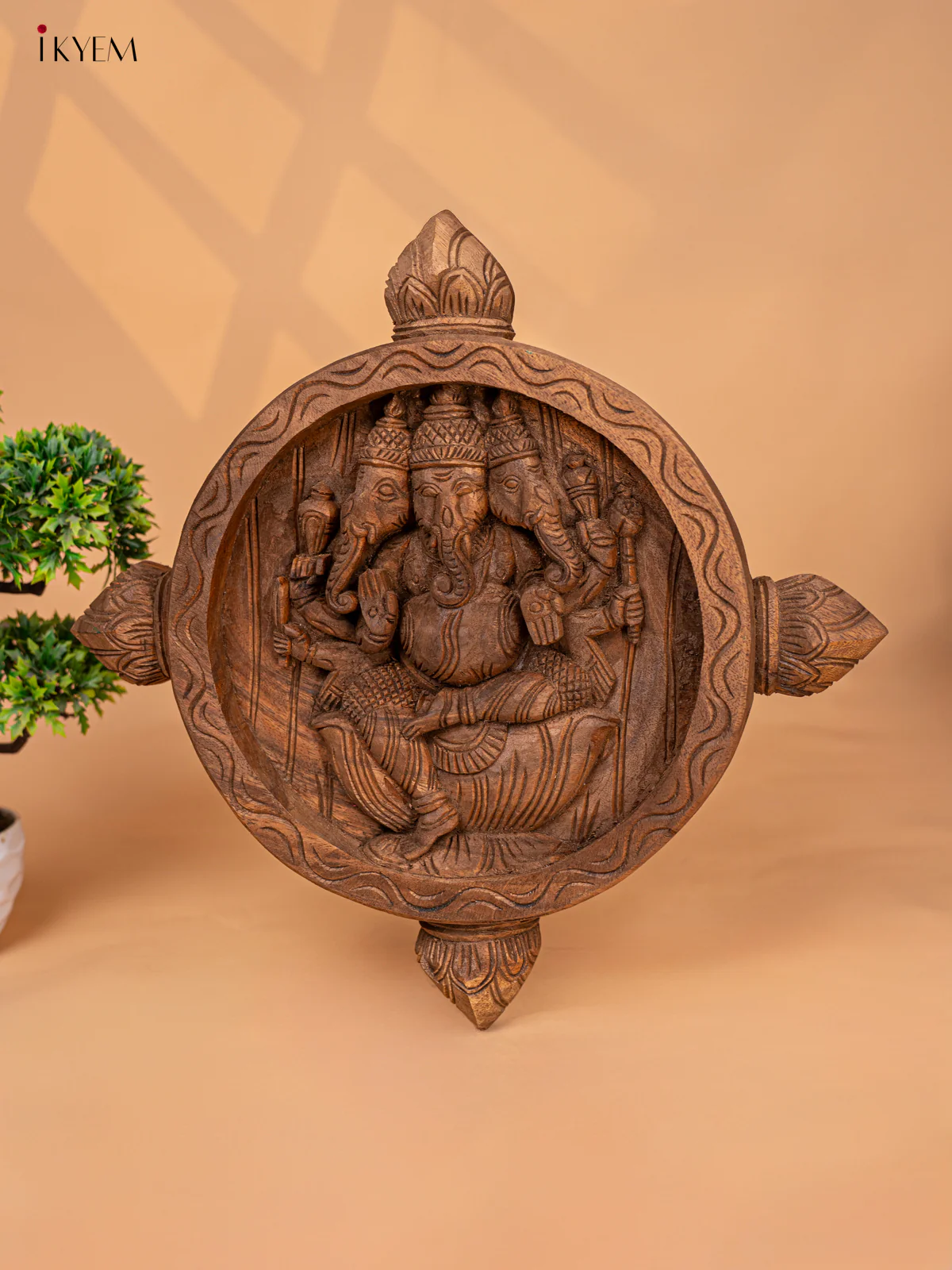 Wooden Hand Carved Trimukha Ganapati (17*17)- KM04112 - Image 4