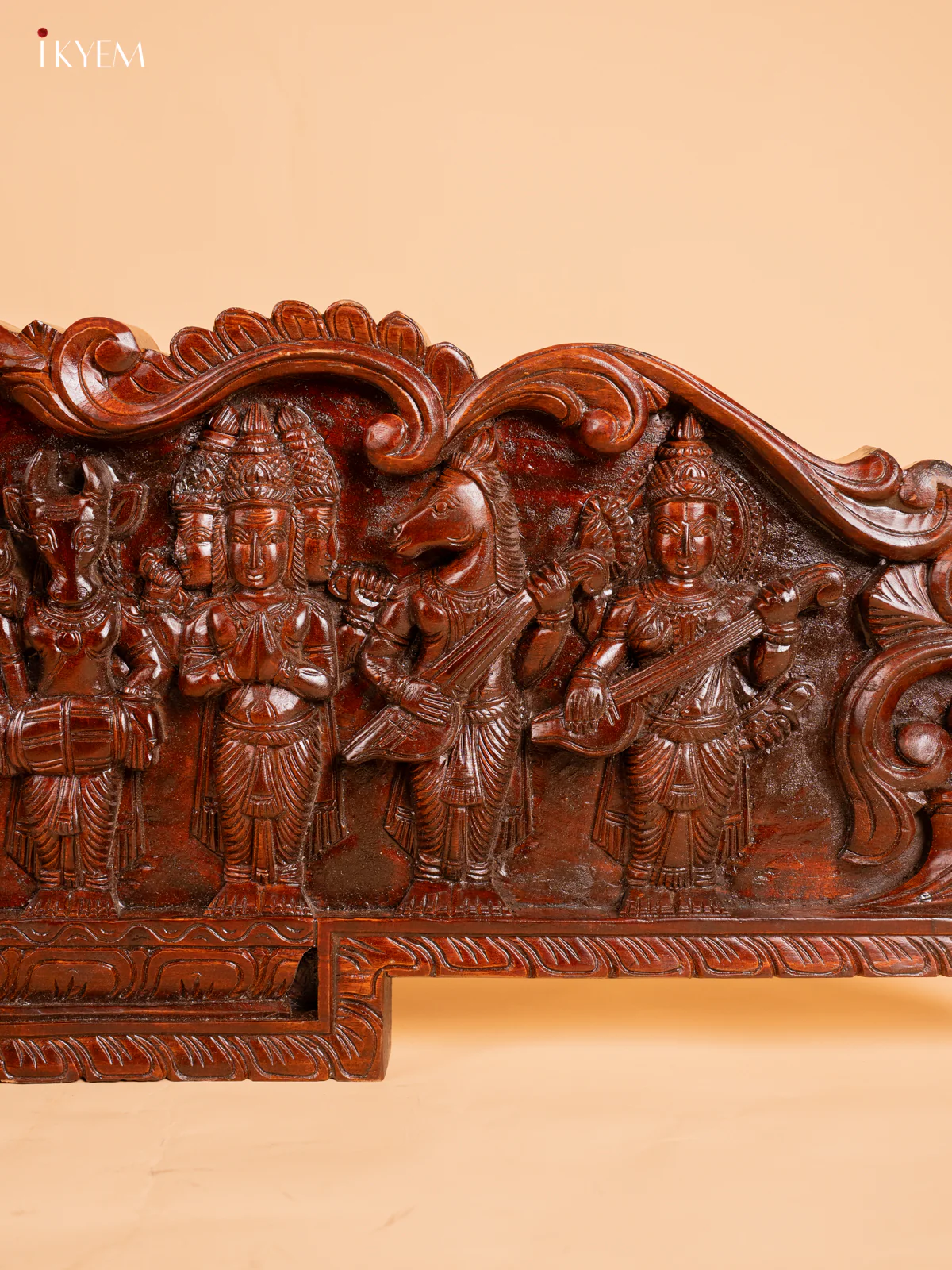 Wooden Carved Meenakshi Sundareswarar Thirukalyanam Panel - 16 Inch - KN01134 - Image 4