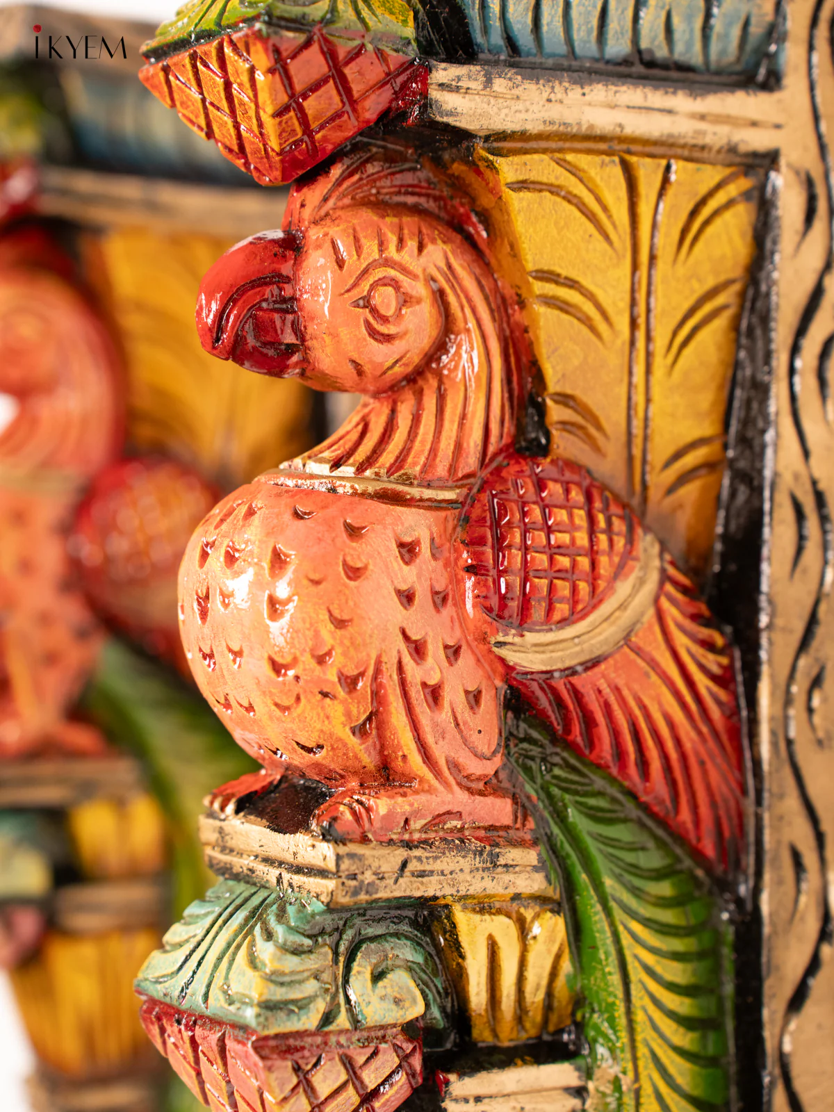 Hand-Painted Wooden Parrot Wall Bracket - 15 Inch - KN01148 - Image 2