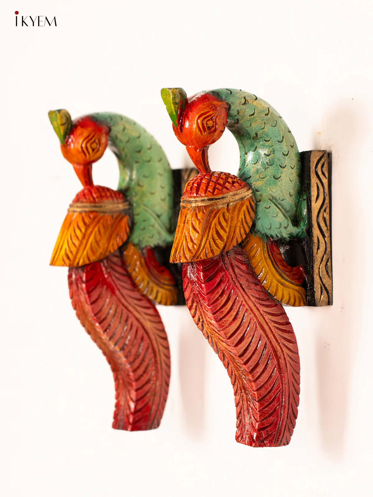 Hand-Painted Wooden Parrot Wall Bracket - 12 Inch - KN01157 - Image 2