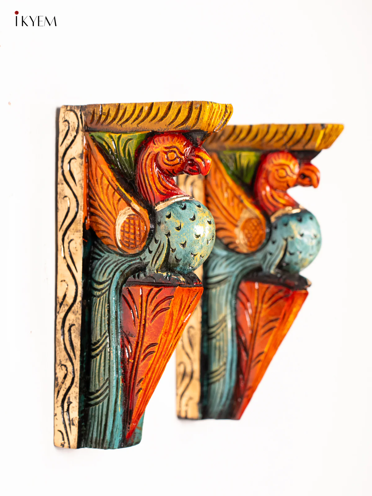 Hand-Painted Wooden Parrot Wall Bracket - 12 Inch - KN01182 - Image 3