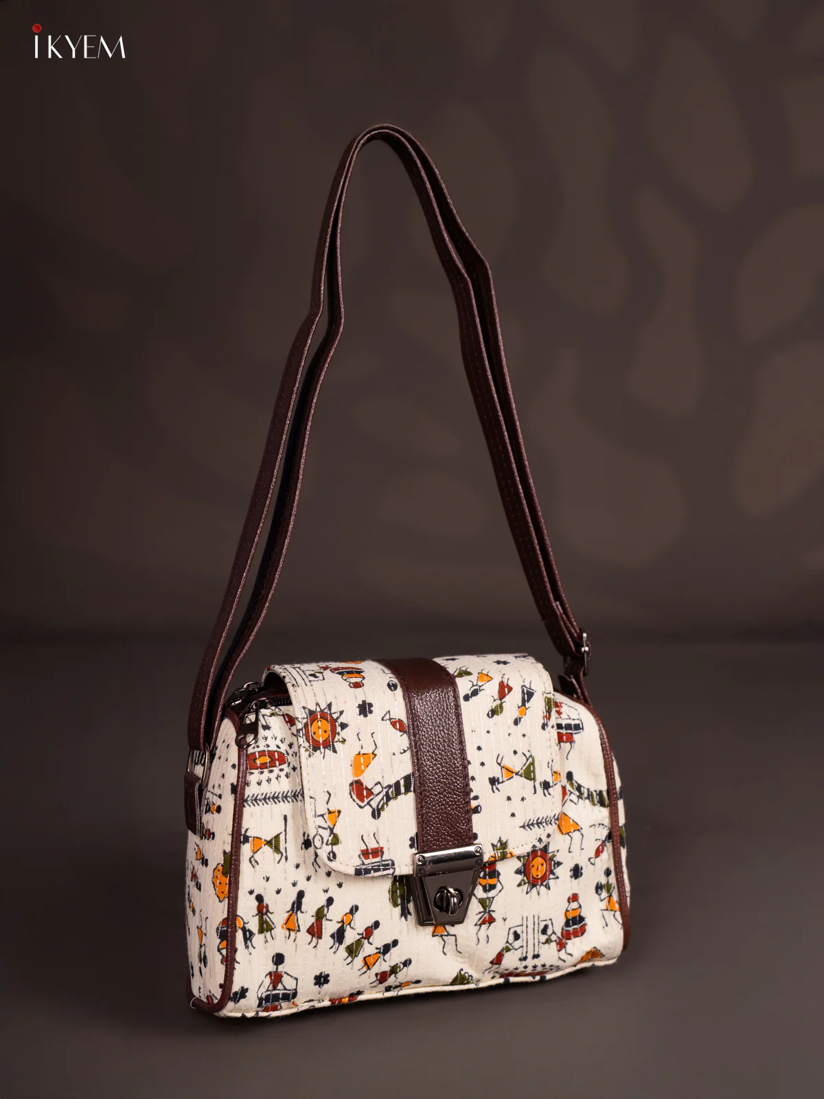 Warli Printed Gusset & Flap Sling Bag- Cream - KN05150 - Image 2