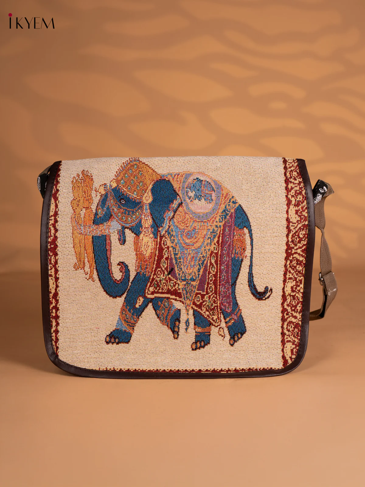 Elephant Design Crossbody Bag - Black - KN05173