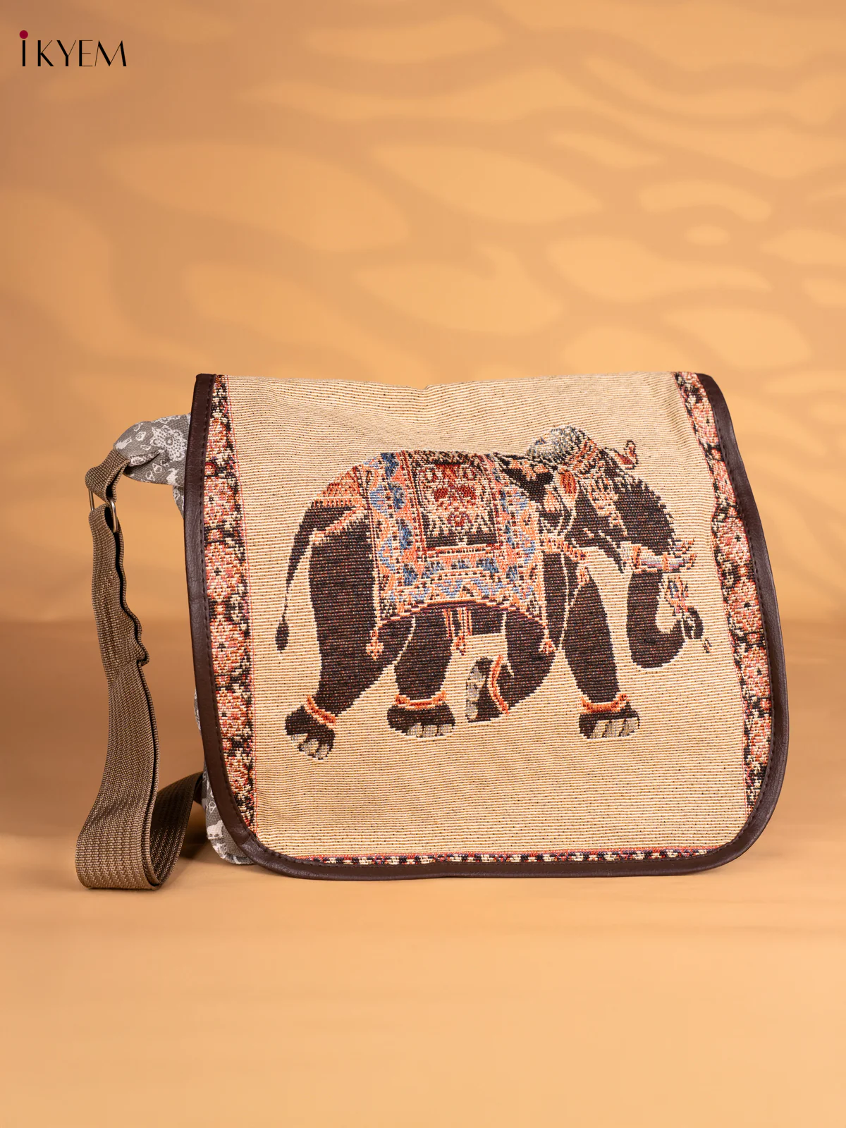 Elephant Design Crossbody Bag - Grey - KN05175