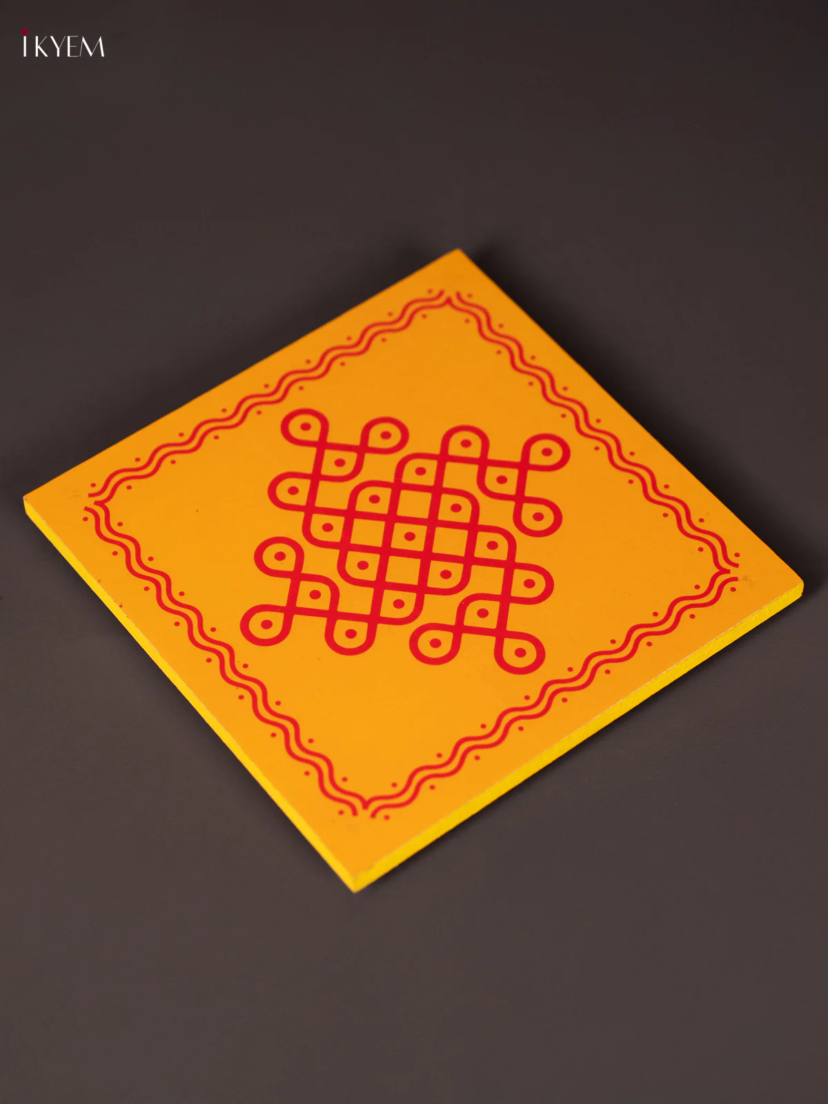 Sikku Kolam Wooden Square Manai - Yellow - (6x6) Inch - KN12118 - Image 3