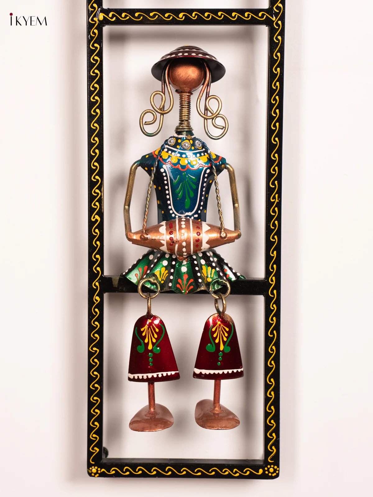 Hand-Painted Musician Women Vertical Metal Wall Frame - 33.5 Inch - KN12138 - Image 2