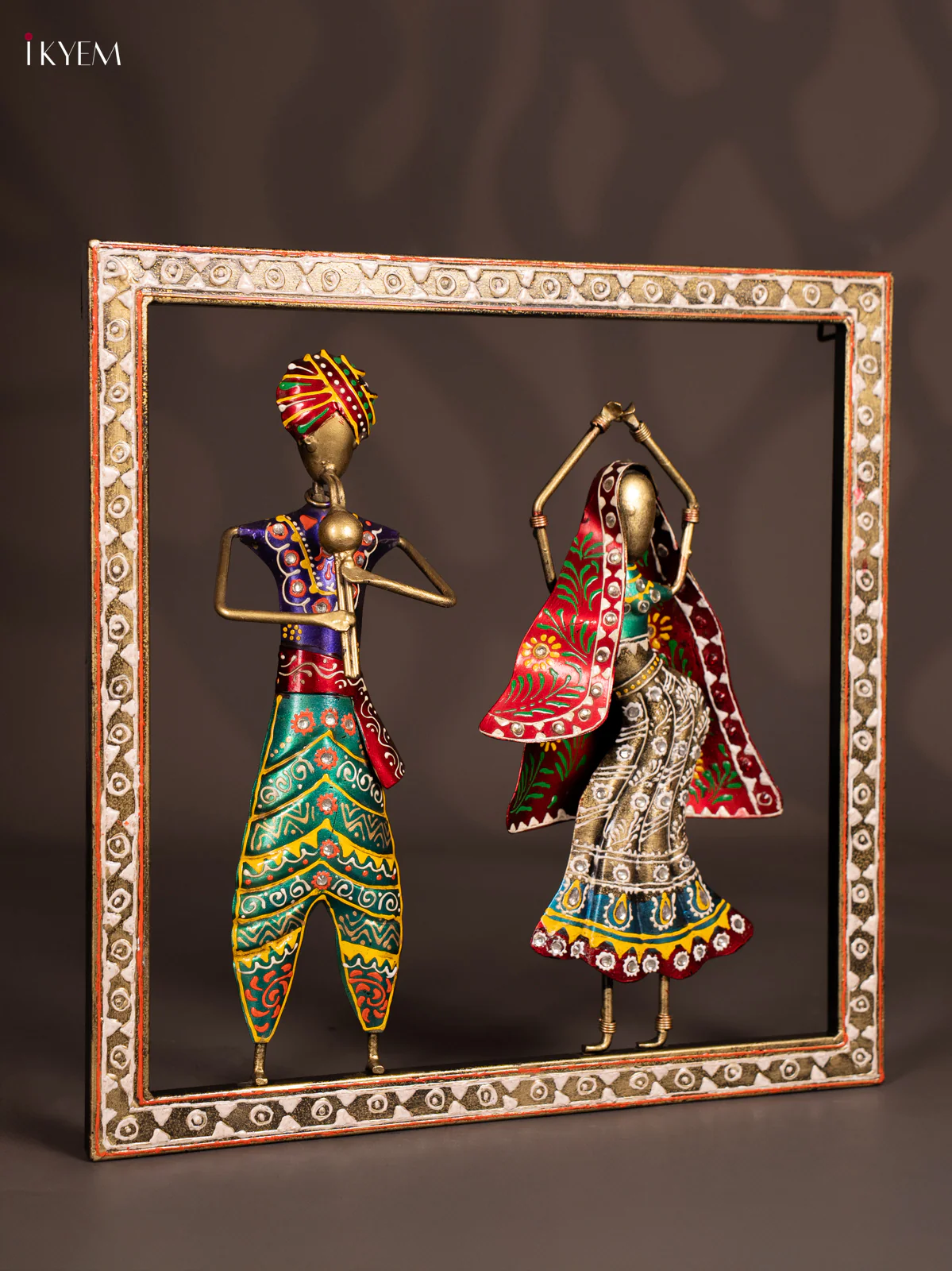 Hand-Painted Metal Dancing Couple Wall Frame - 15 Inch - KN12145 - Image 4