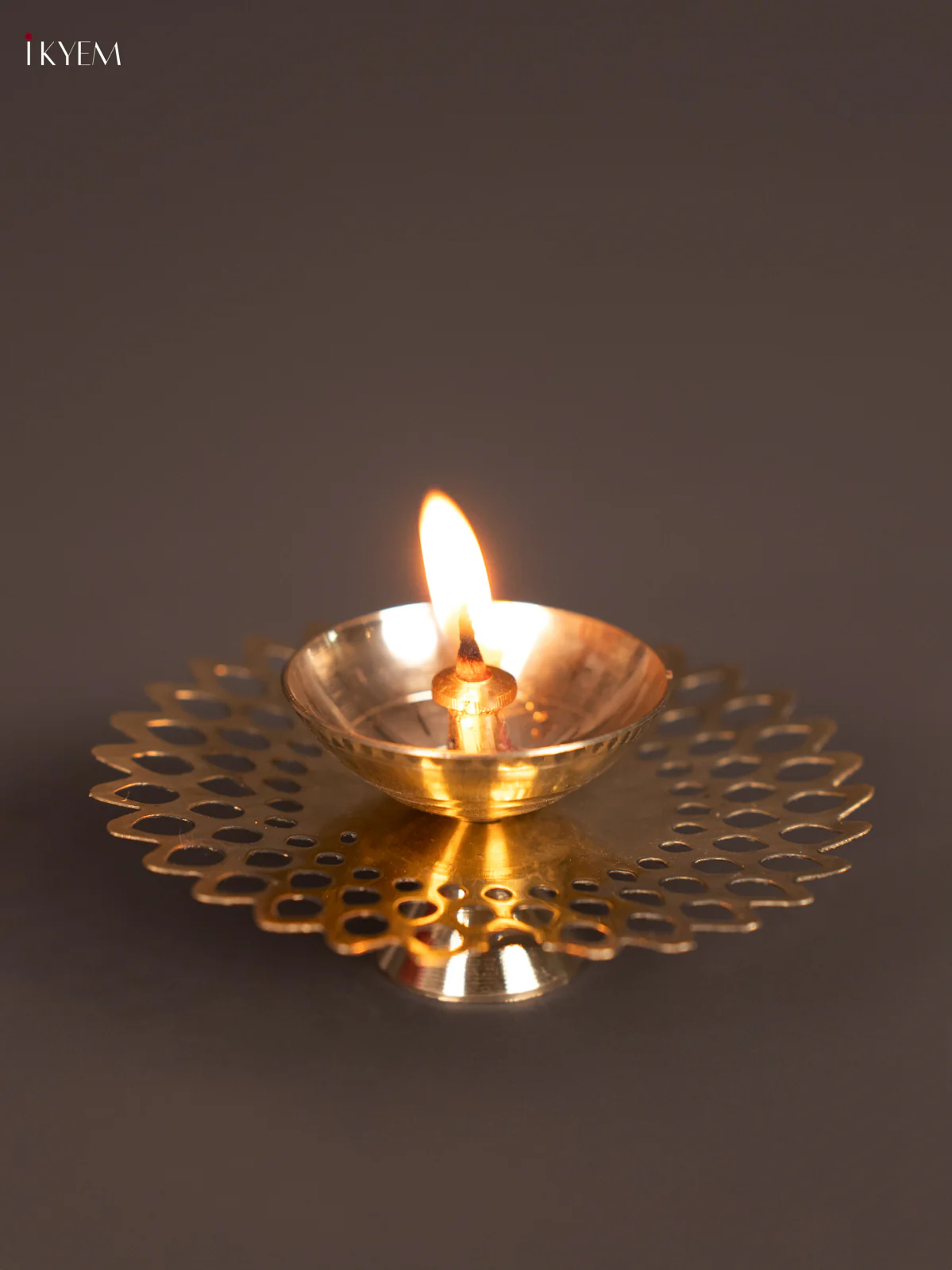 Brass Cutting Diya - KN26111