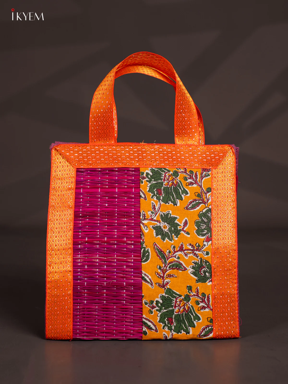 Flower Design Korai Bag With Zari Border - Pink - 9 Inch - KN28121