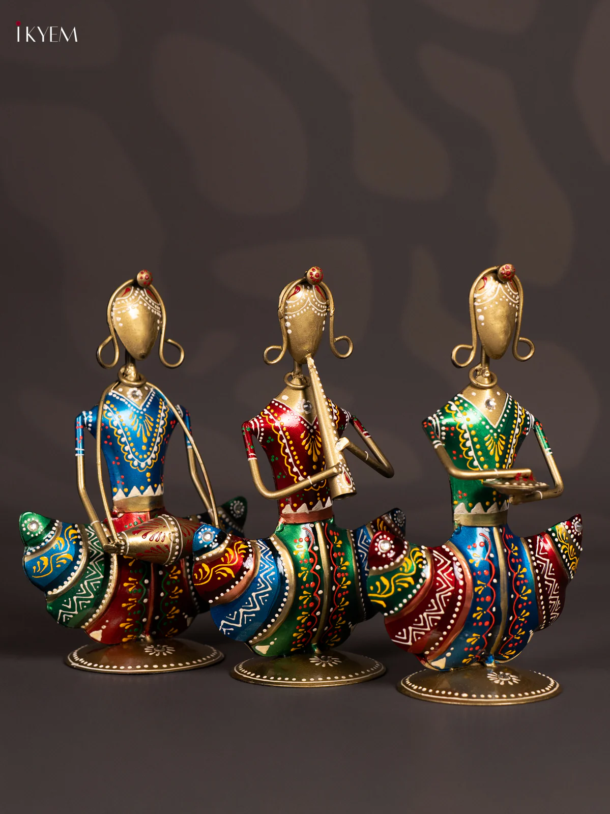 METAL PAINTED SITTING MUSICAL DOLL - KN29134 - Image 2