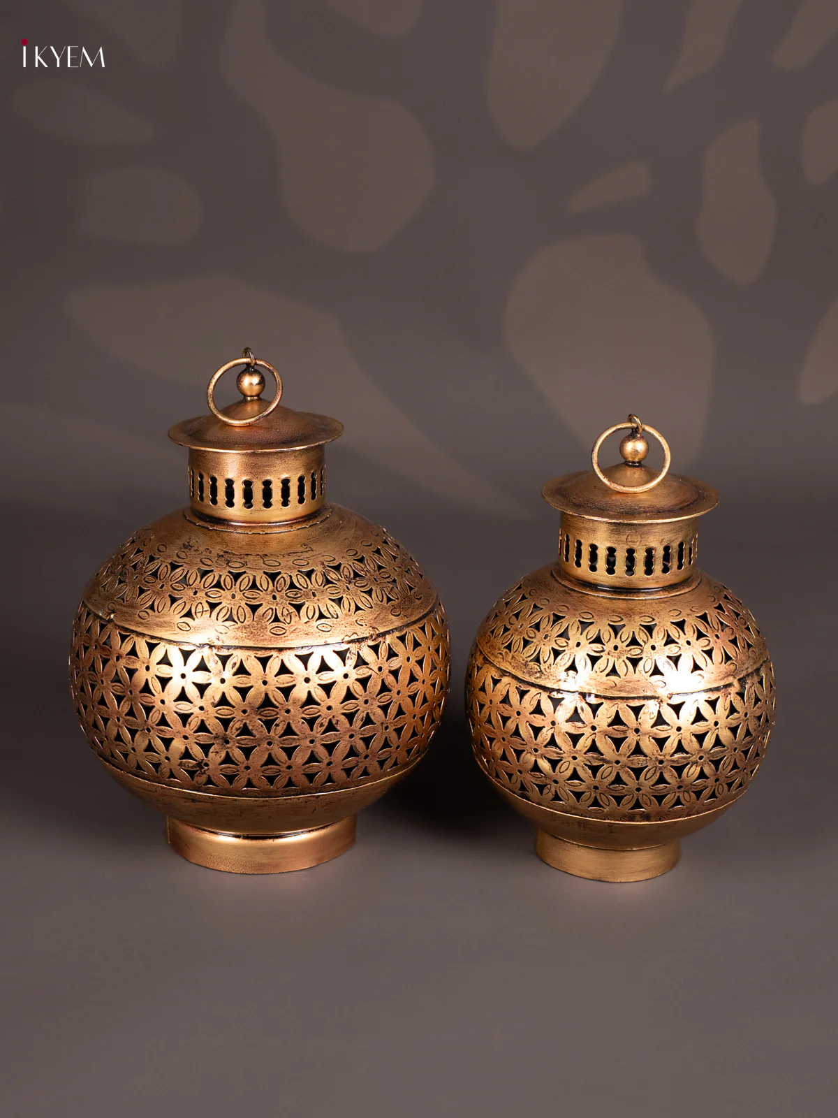 METAL PAINTED TEA LIGHT ROUND LANTERN - SET OF 2 - KN29176