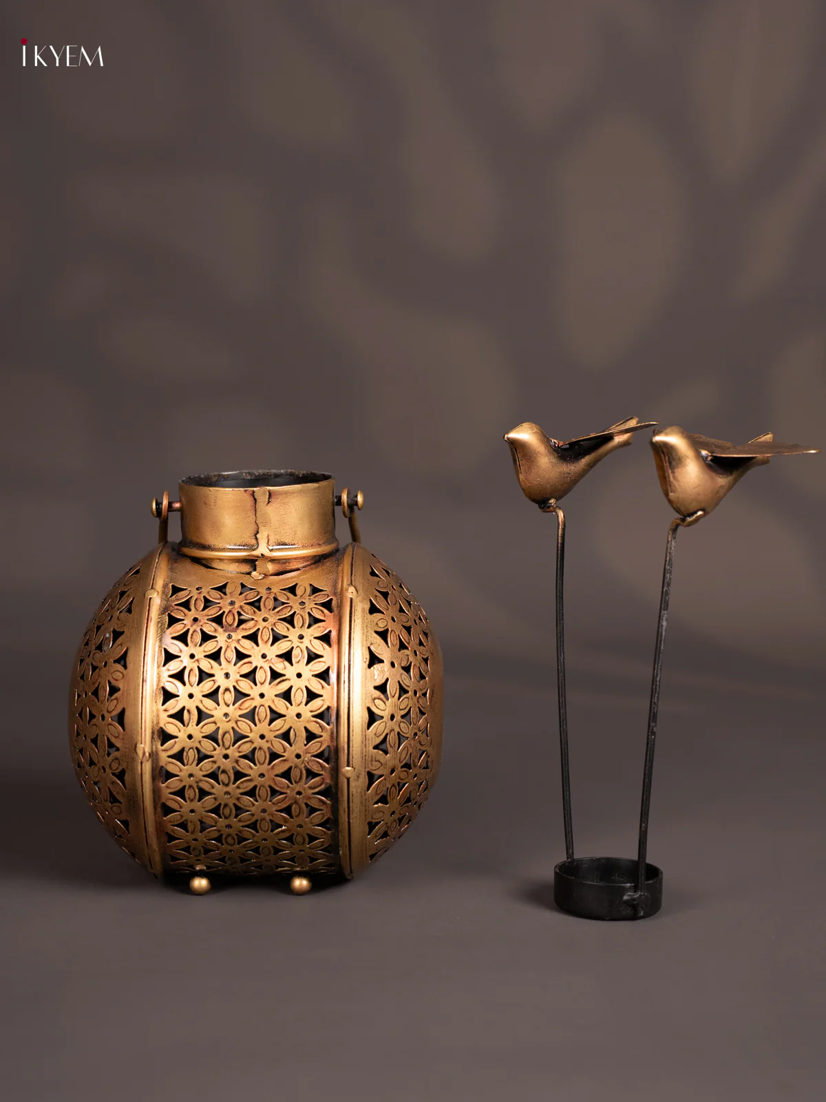 METAL PAINTED T - LIGHT LANTERN WITH / BIRD - Image 2