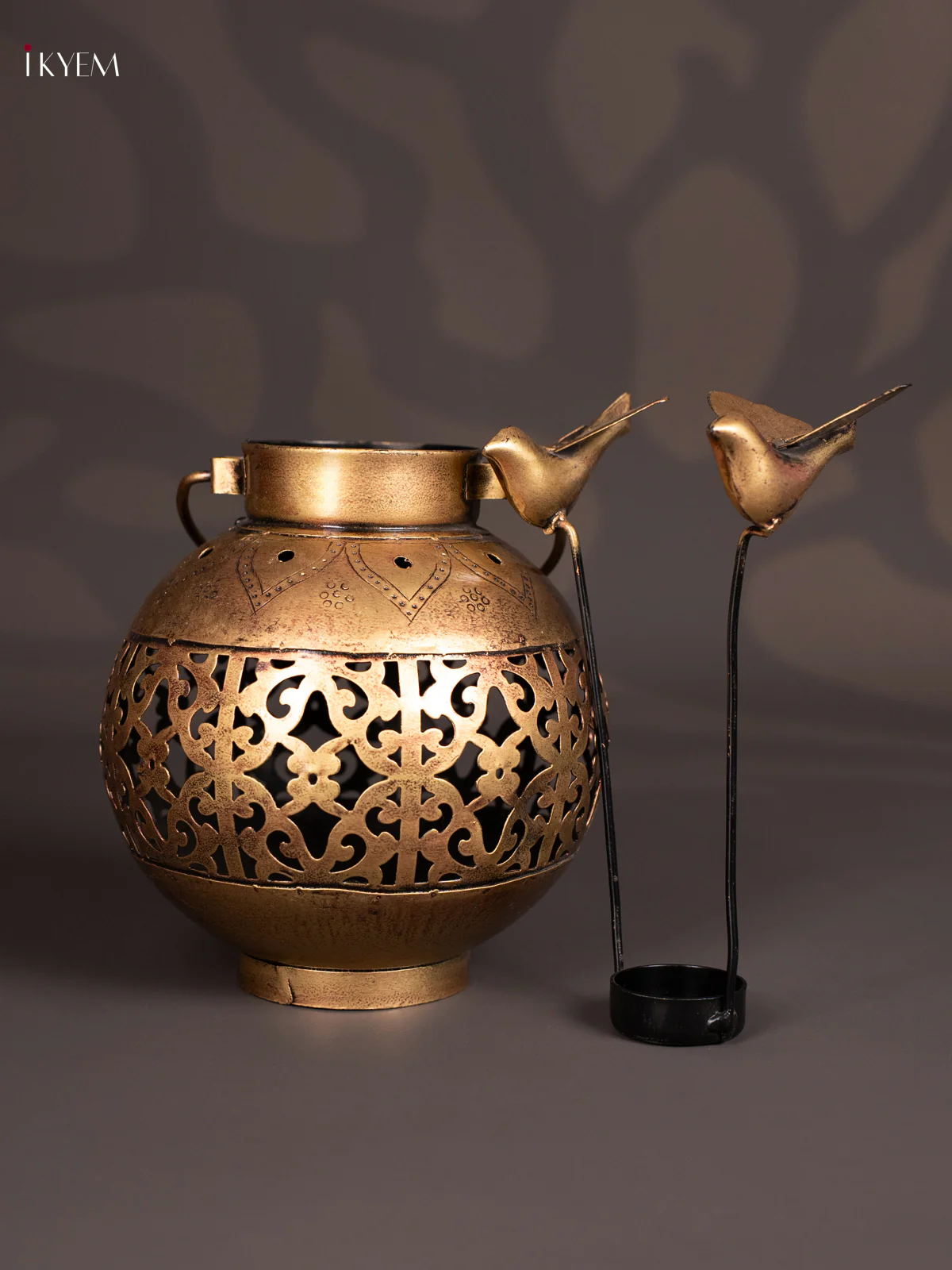METAL PAINTED TEA LIGHT LANTERN WITH / BIRD - KN29186 - Image 2