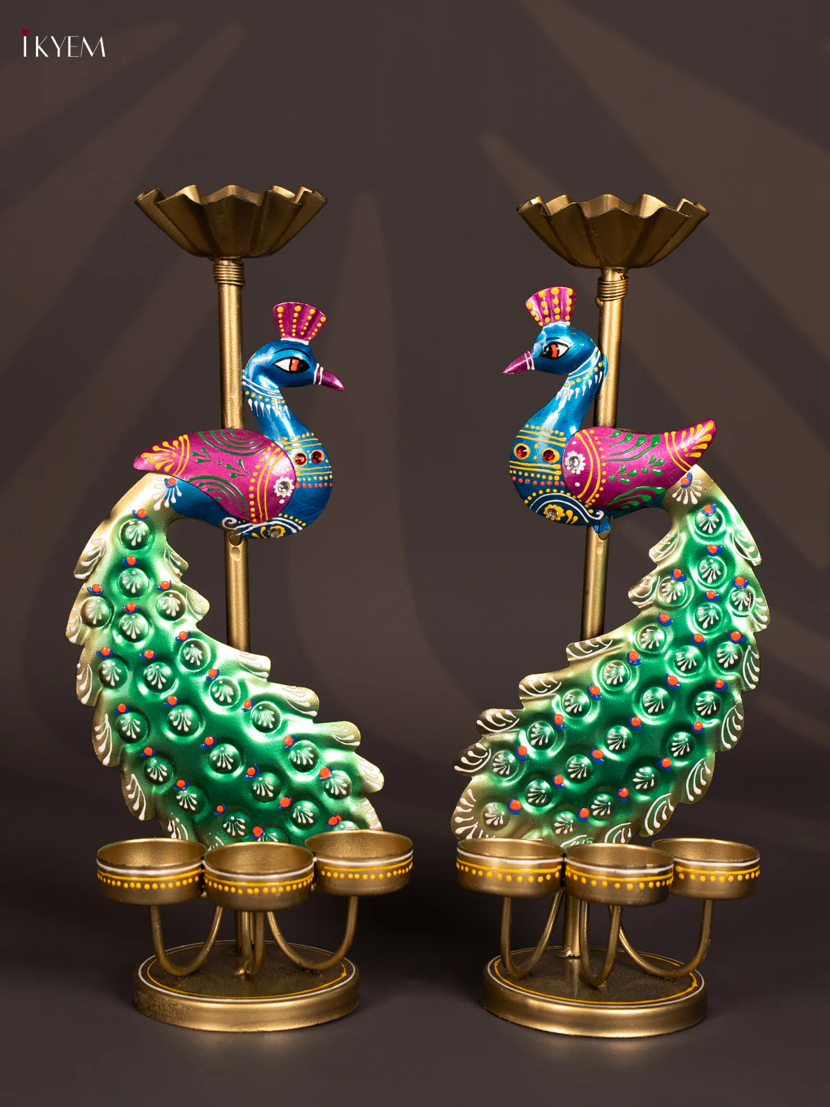 METAL PAINTED TEA LIGHT - KN29196