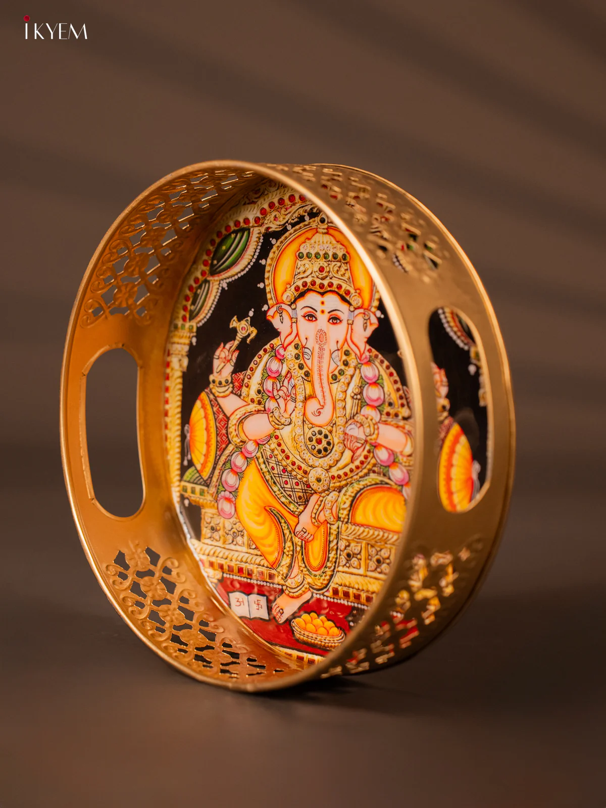 Divine Lord Ganesha in Yellow & Green Metal Tray - KH05144 - Image 3