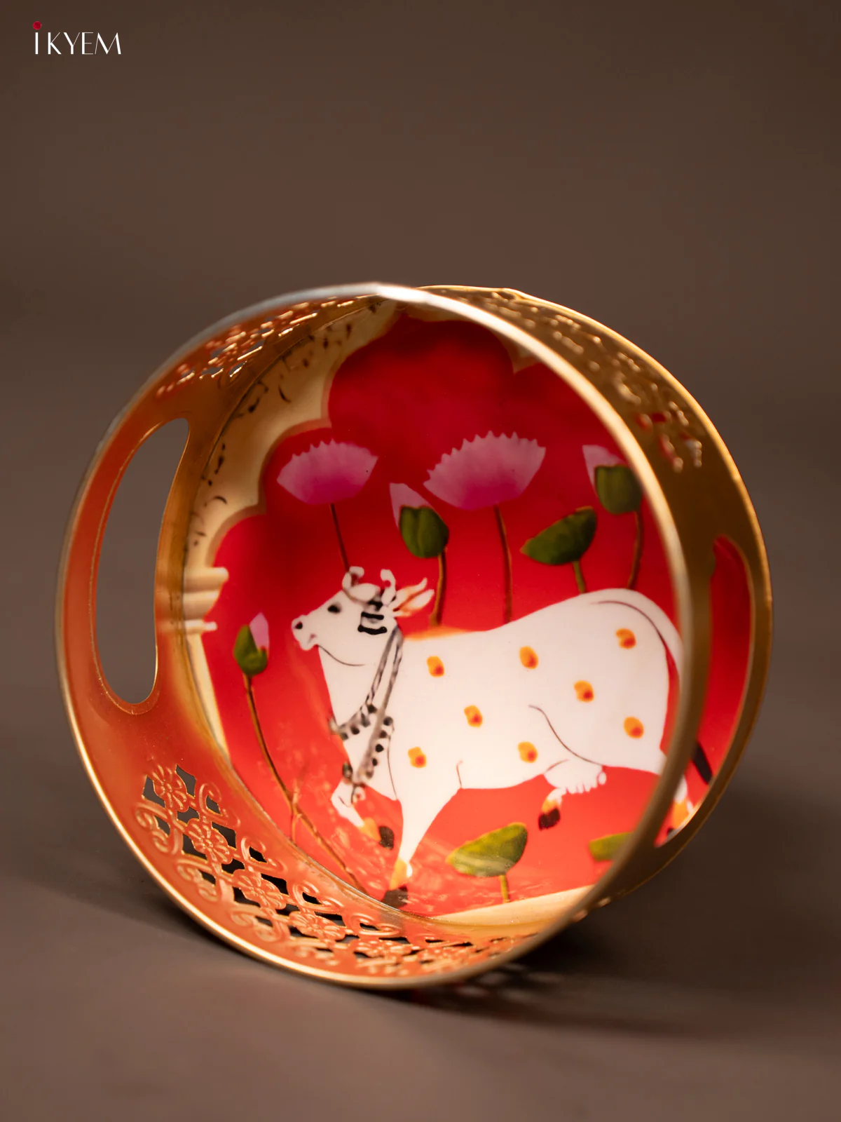 Red Pichwai Printed Round Metal Tray With Cow & Flowers - KF19125 - Image 2