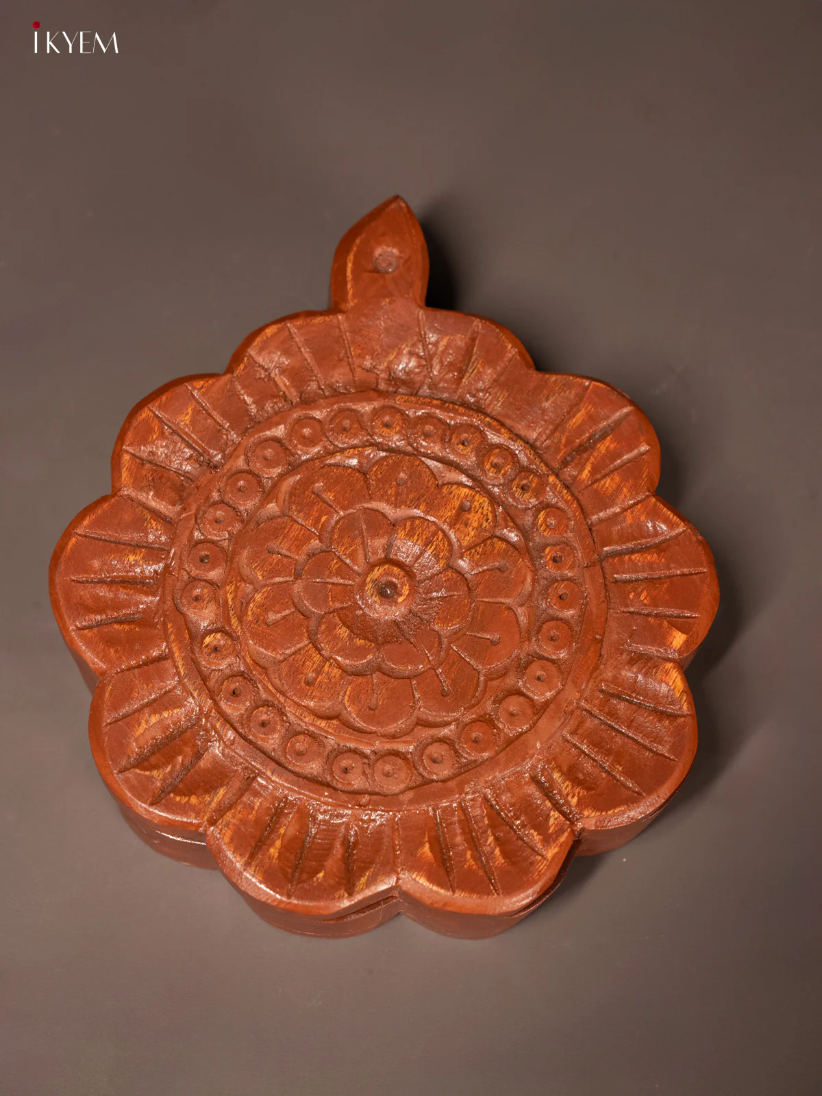Antique Style Wooden Round Masala Box - KG22124