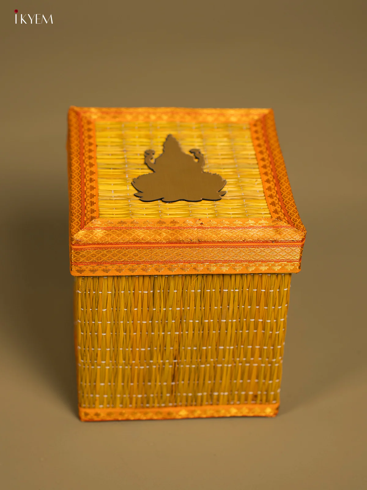 Yellow Korai Gift Box with Net Potli & Lakshmi Motif - KF25163 - Image 3